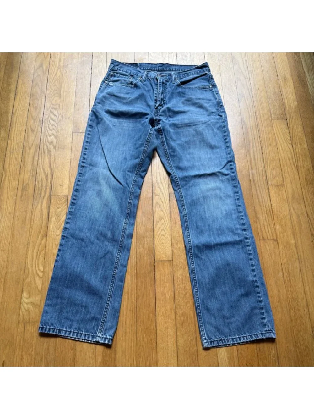 Levi's Mens Size W32 L34 Blue Medium Wash Denim 559 Relaxed Straight Leg Jeans